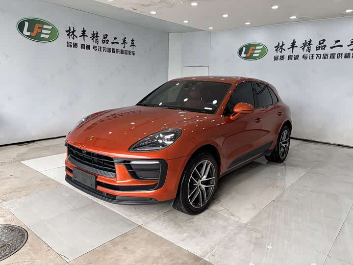 Фото 1 - Porsche Macan