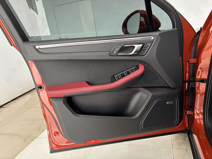 Фото 9 - Porsche Macan