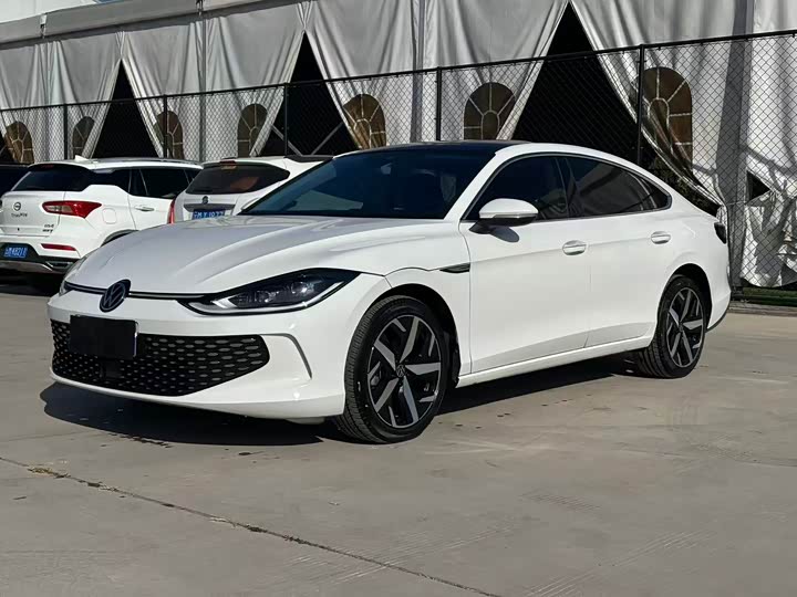 Фото 1 - Volkswagen Lamando L