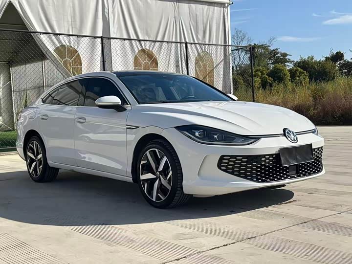 Фото 3 - Volkswagen Lamando L