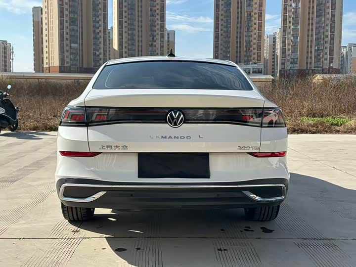 Фото 8 - Volkswagen Lamando L