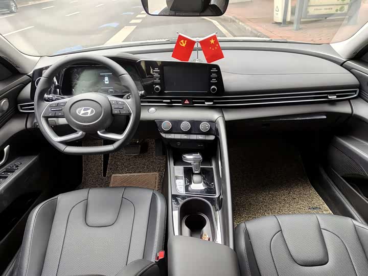 Фото 6 - Hyundai Elantra N line