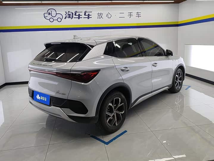 Фото 3 - BYD Yuan Plus