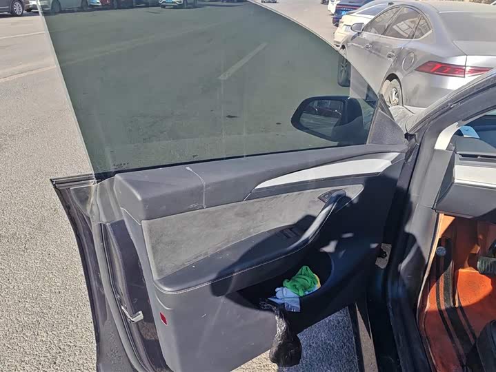 Фото 7 - Tesla Model Y