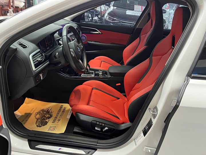 Фото 5 - BMW 1 Series