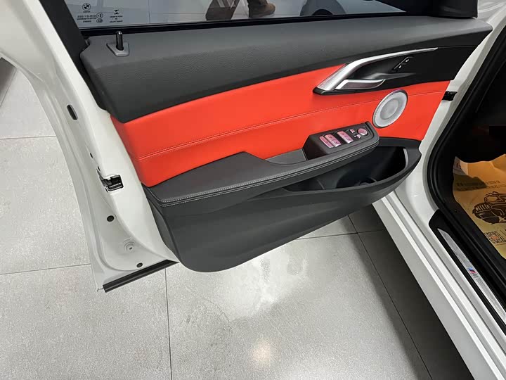 Фото 6 - BMW 1 Series