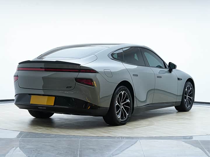 Фото 7 - XPeng P7