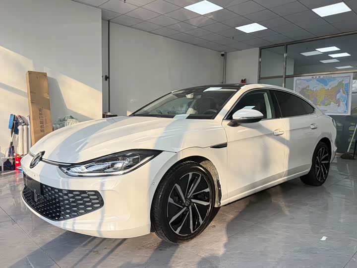 Фото 1 - Volkswagen Lamando L