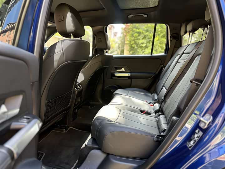 Фото 6 - Mercedes-Benz EQB