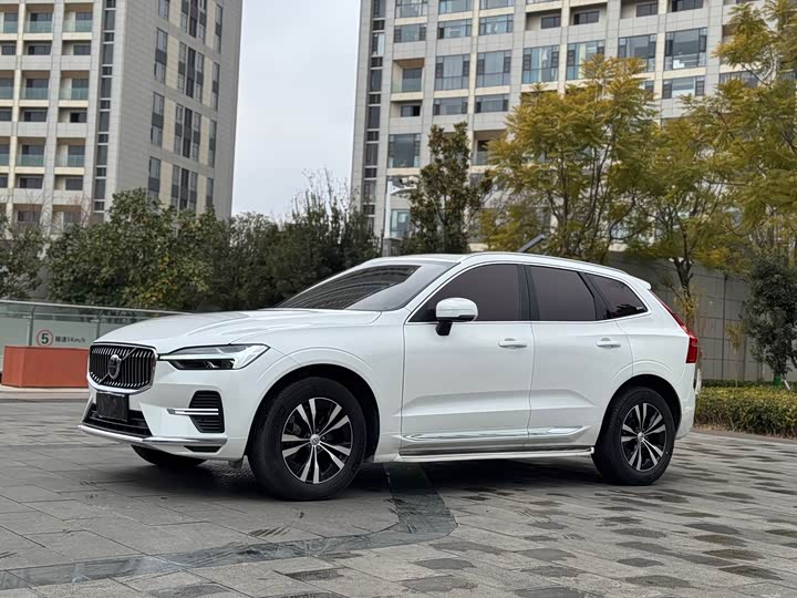 Фото 1 - Volvo XC60