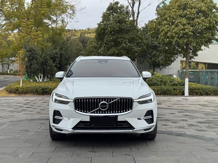 Фото 2 - Volvo XC60