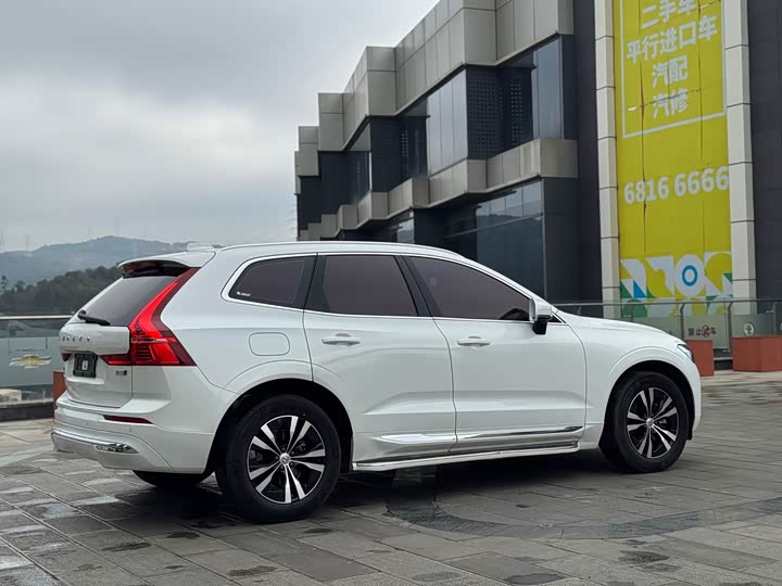 Фото 7 - Volvo XC60