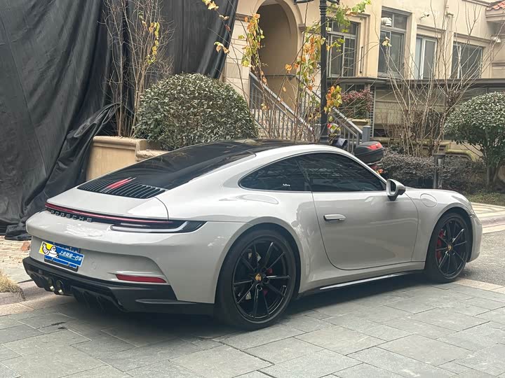 Фото 3 - Porsche 911