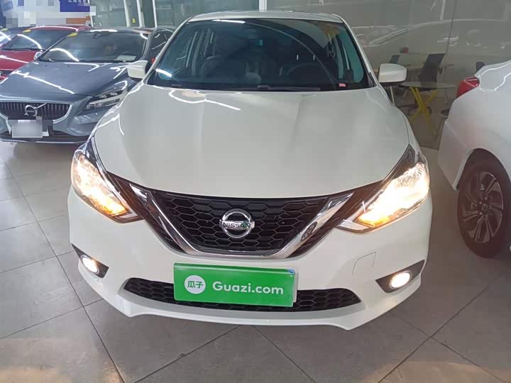 Фото 3 - Nissan Sylphy