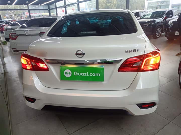 Фото 6 - Nissan Sylphy