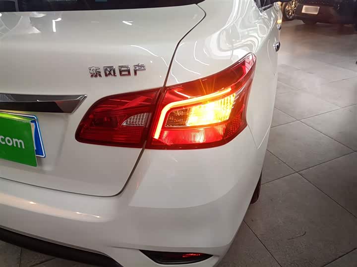 Фото 8 - Nissan Sylphy