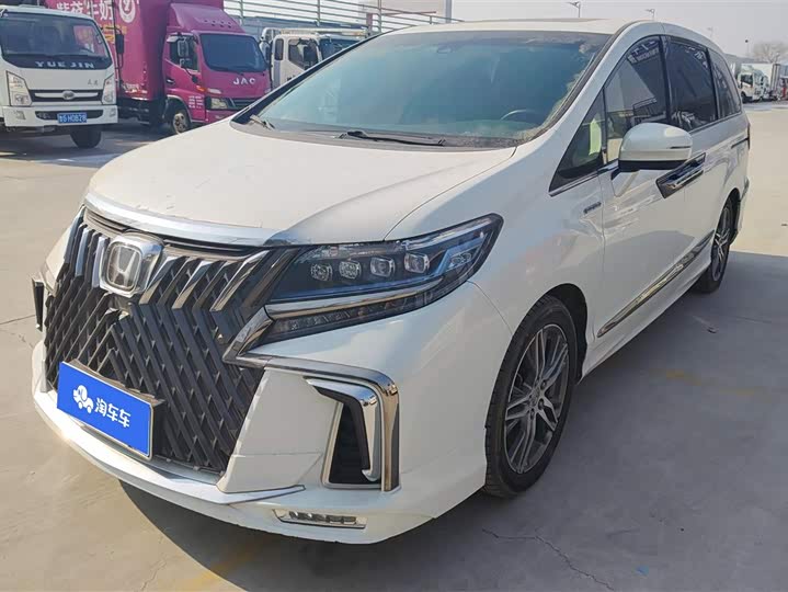 Фото 1 - Honda Elysion