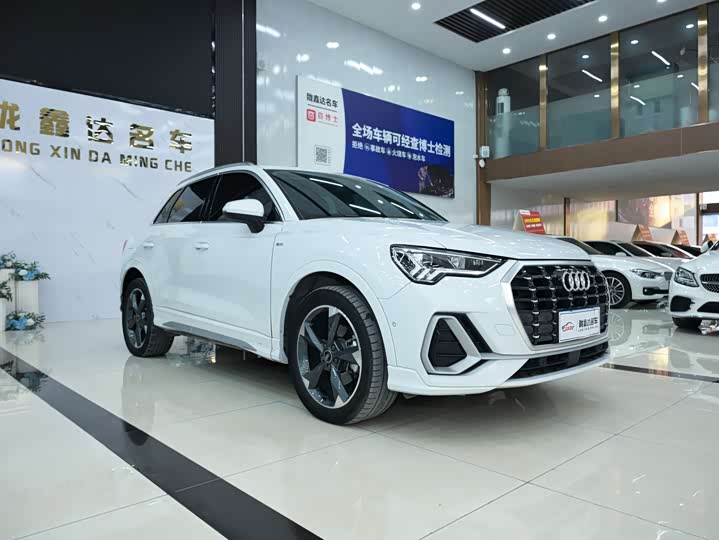 Фото 3 - Audi Q3