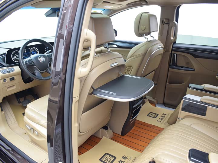 Фото 7 - Buick GL8 ES