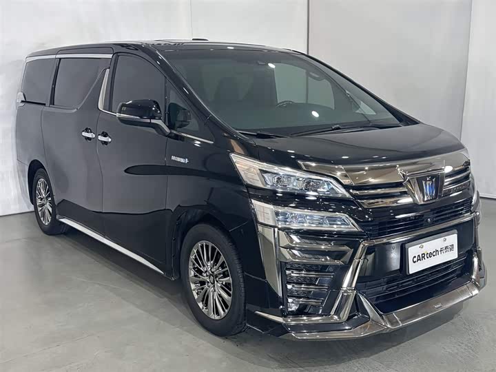 Фото 2 - Toyota Vellfire