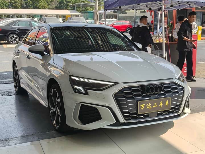 Фото 2 - Audi A3