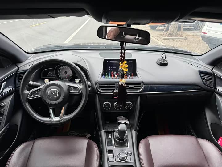 Фото 5 - Mazda CX-4