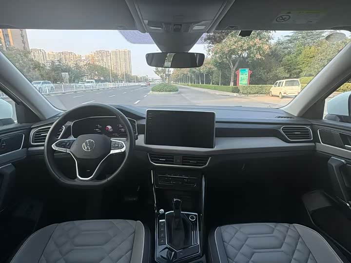 Фото 9 - Volkswagen Tayron