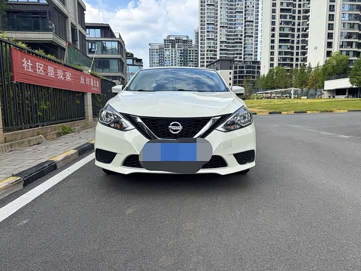 Фото 2 - Nissan Sylphy