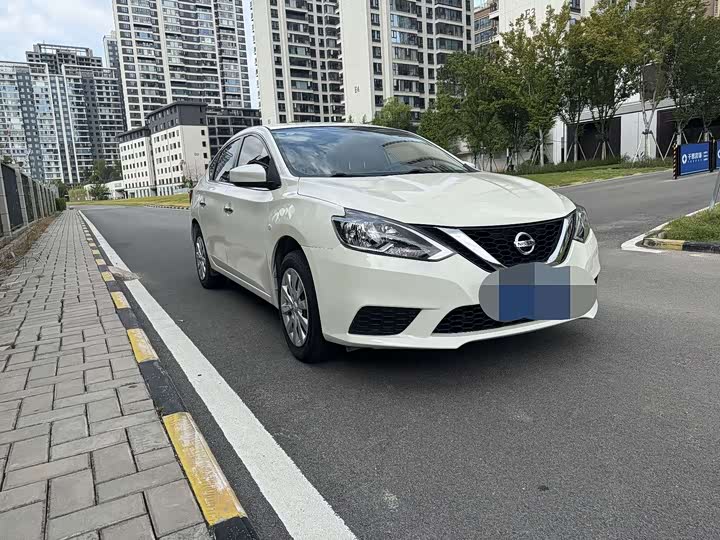 Фото 3 - Nissan Sylphy