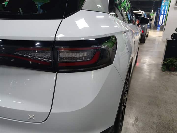 Фото 8 - Volkswagen ID.4 X