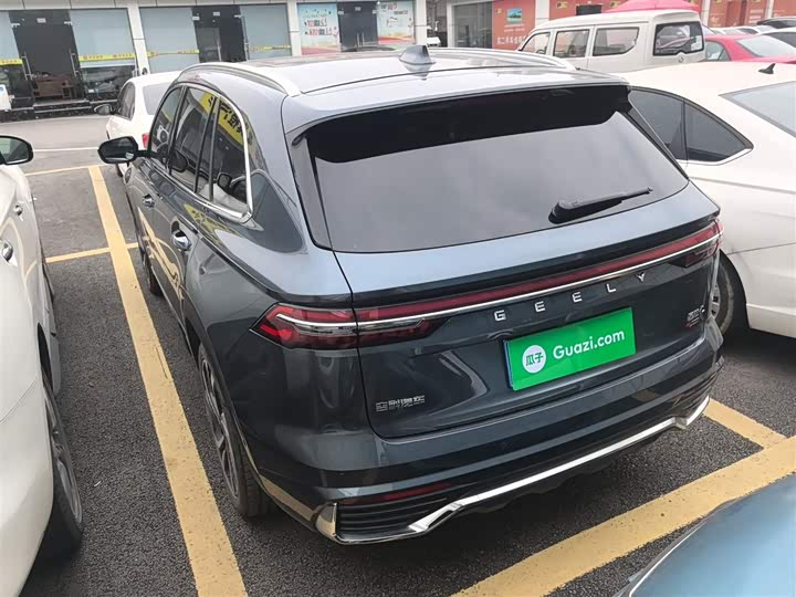 Фото 5 - Geely Monjaro