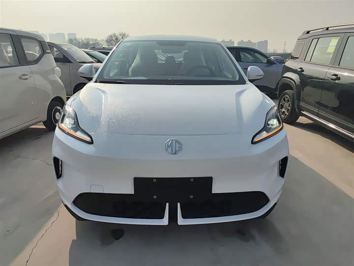 Фото 3 - MG Motor 4 EV
