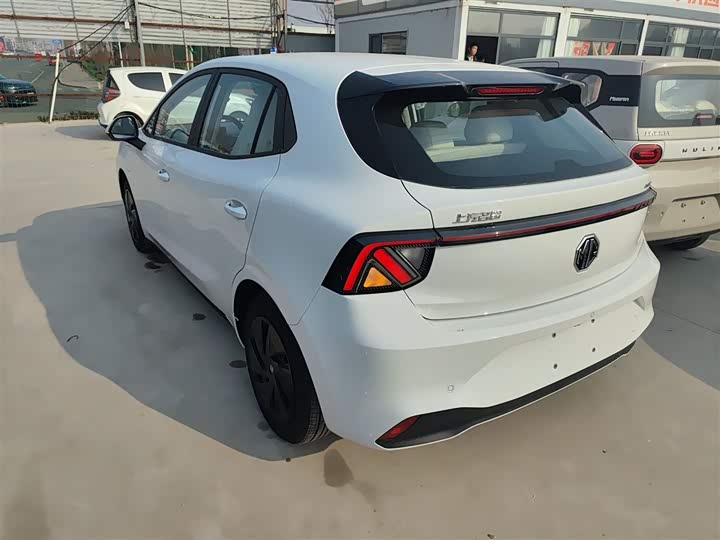 Фото 5 - MG Motor 4 EV