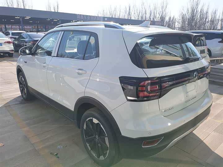 Фото 5 - Volkswagen Tacqua