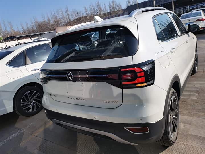 Фото 6 - Volkswagen Tacqua