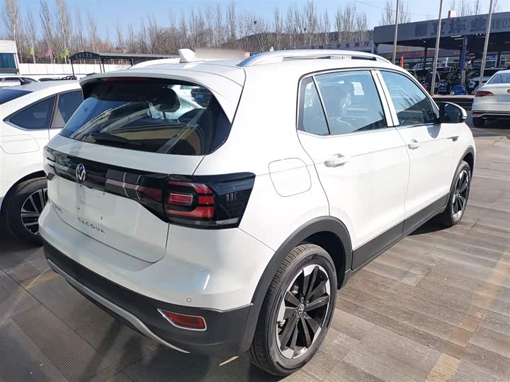 Фото 7 - Volkswagen Tacqua