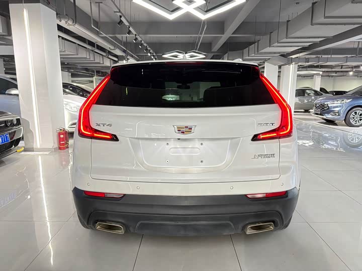 Фото 5 - Cadillac XT4