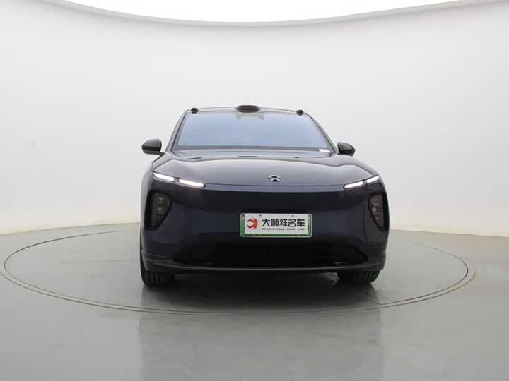 Фото 2 - Nio EC6