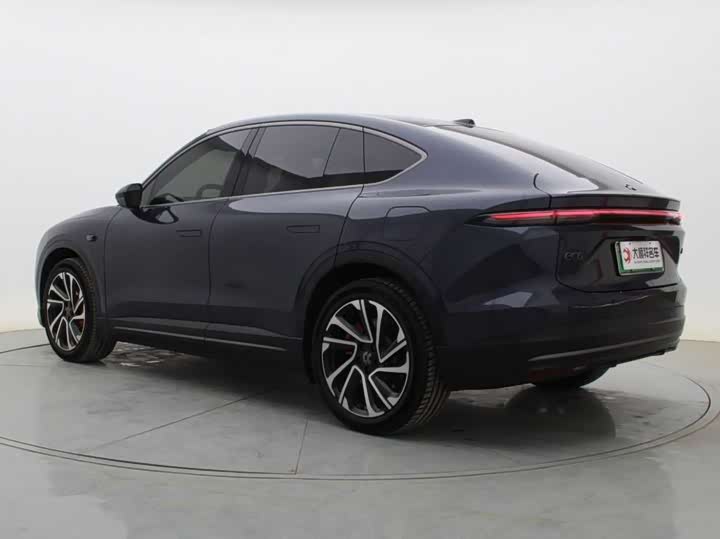 Фото 6 - Nio EC6