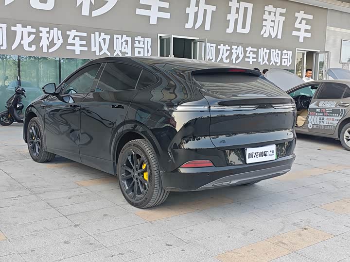 Фото 4 - XPeng G6