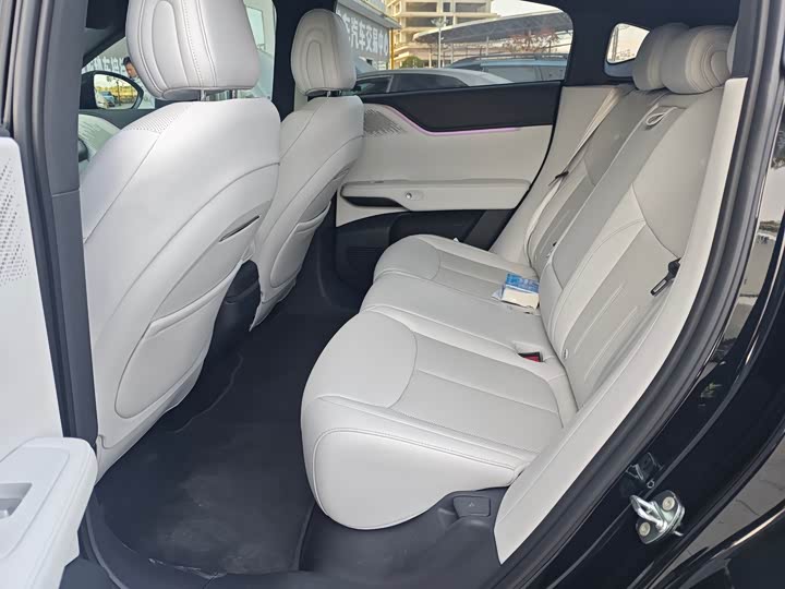 Фото 8 - XPeng G6