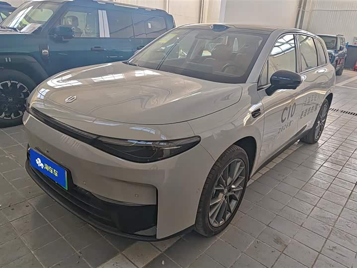 Фото 1 - Leapmotor C10