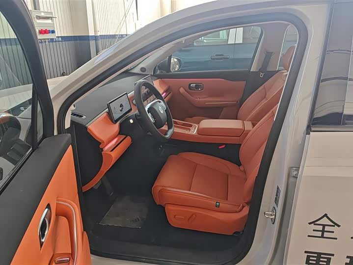 Фото 9 - Leapmotor C10