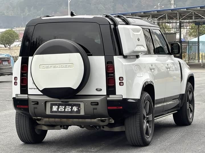 Фото 7 - Land Rover Defender