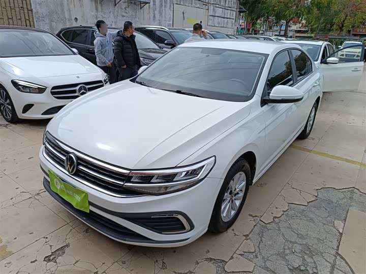 Фото 2 - Volkswagen Bora