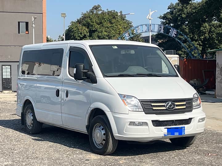 Фото 3 - Maxus V80