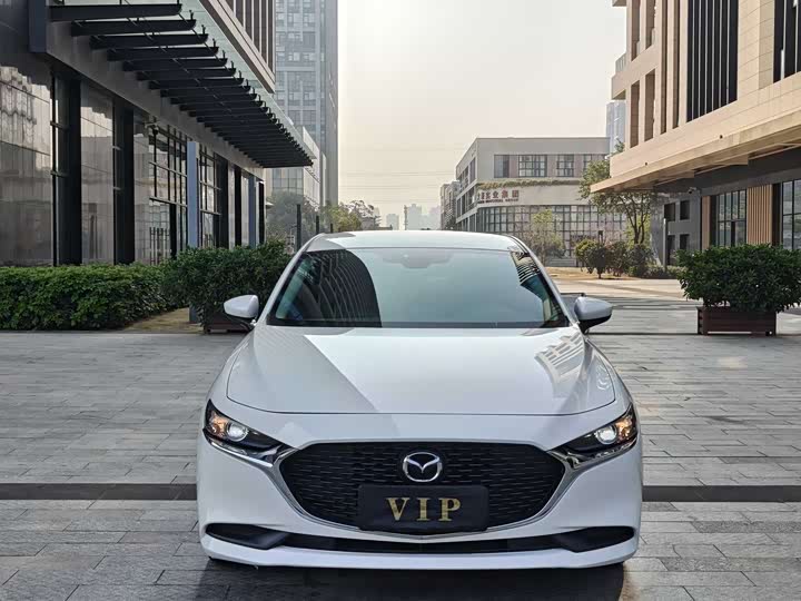 Фото 3 - Mazda 3 (Axela)