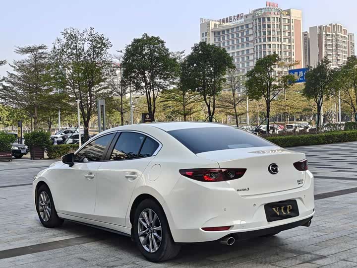 Фото 4 - Mazda 3 (Axela)