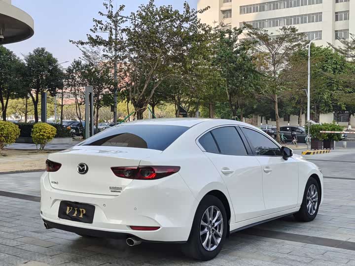 Фото 5 - Mazda 3 (Axela)