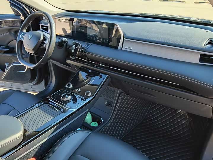 Фото 9 - Hozon U